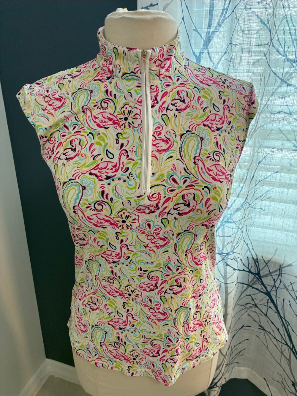 San Soleil Sleeveless Pink Paisley Zip-Front Golf Top